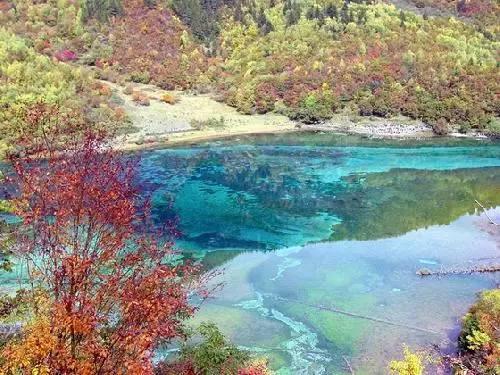 江陵又添一健身广场